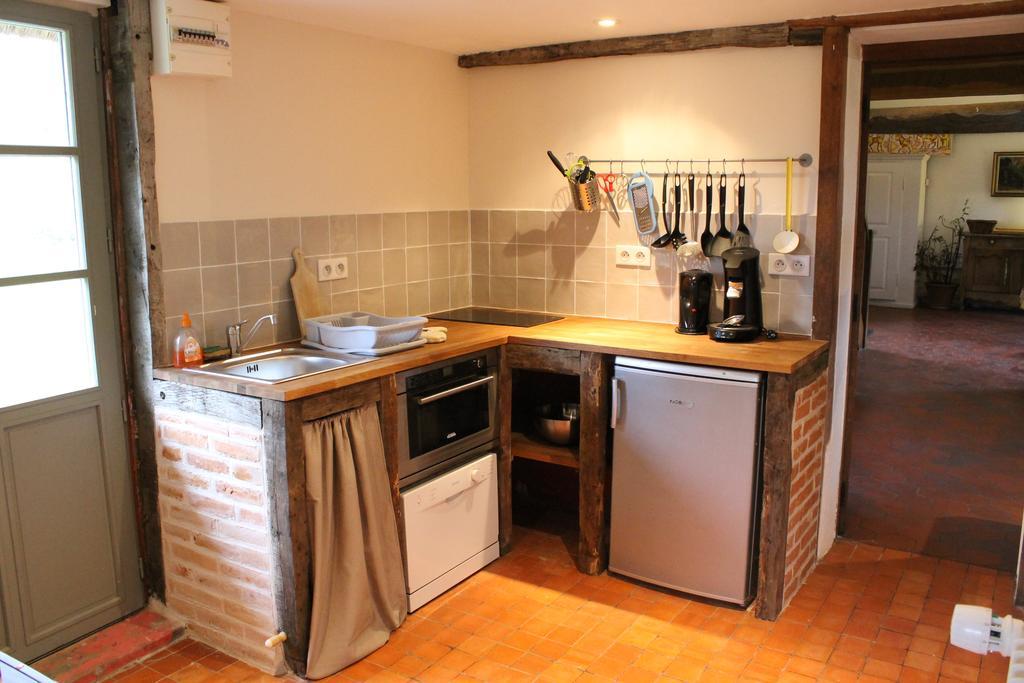 Villa La Chaumiere Aux Faisans Ablon Habitación foto